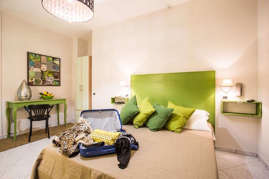 Hotel Thea Gabicce Mare Exterior photo